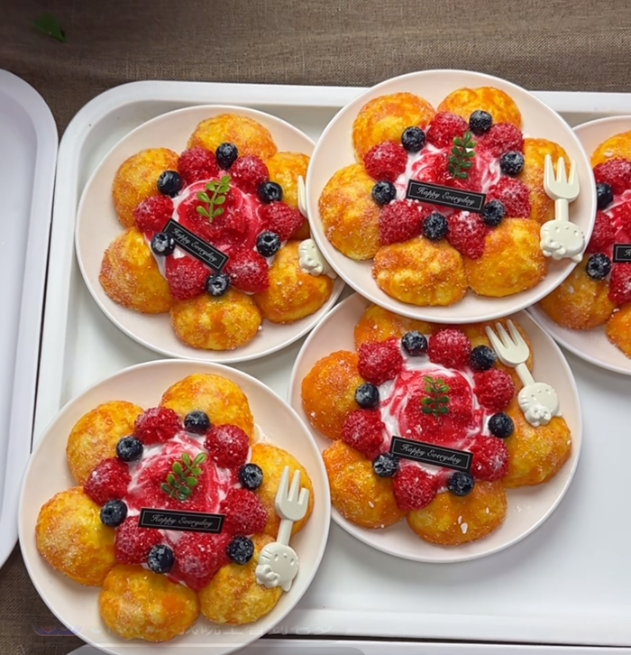 Strawberry Blueberry Cream Puff Food Squishy Squeezable Stress Relief Squishy